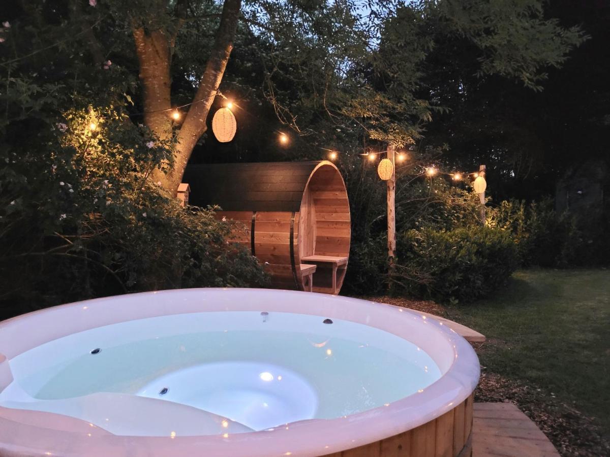 Bohemian Wellness Met Hottub & Sauna Ewijk Eksteriør bilde
